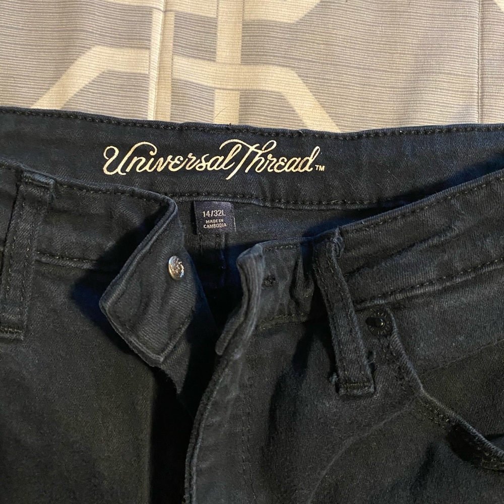 Black Skinnies